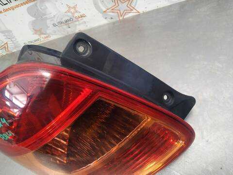 Foto 2ª: Piloto Trasero Izquierdo Suzuki SX4 TAKUMI 135CV 99KW [D20AA] (2013)