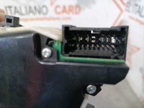 Foto 4ª: Mando Multifuncion Nissan Navara DOUBLE CAB SE 4X4 190CV 140KW [YD25] (2011)