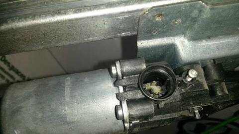 Foto 3ª: Elevalunas Eléctrico Delantero Derecho Peugeot Expert MIXTO L2 120CV 88KW [RHK] (2007)