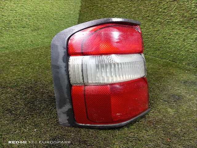 Foto 2ª: Piloto Trasero Izquierdo Nissan Patrol 2.8 TD Y61 TD6 [RD28ETI] (1999)