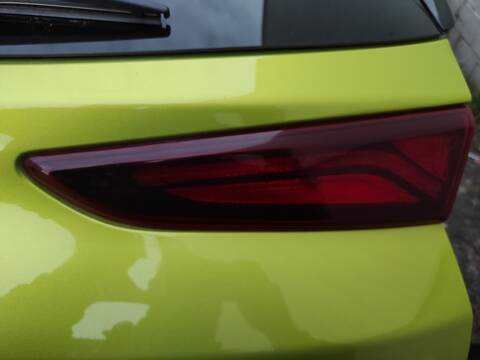 Piloto Portón Derecho Hyundai Kona G3LC