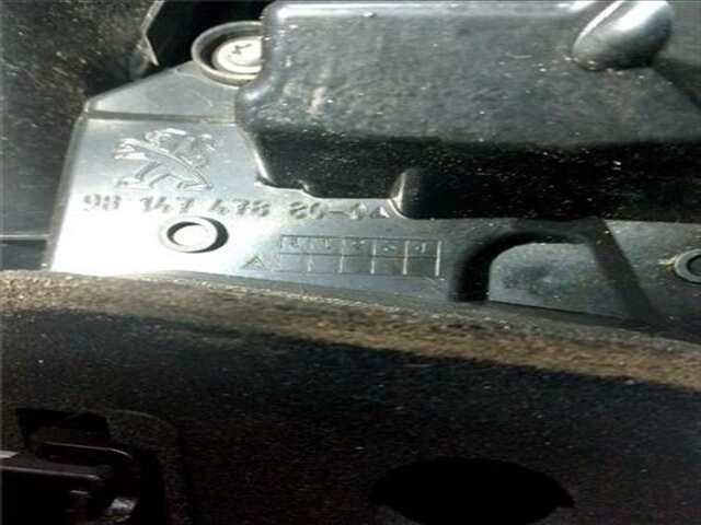 Foto 2ª: Piloto Trasero Izquierdo Peugeot 2008 1.6 GT LINE [1.6 LTR. - 88 KW BLUE-HDI FAP]