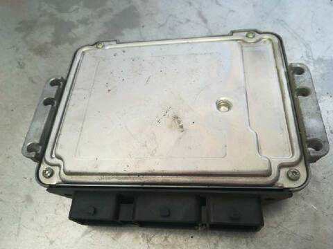Foto 3ª: Centralita Motor ECU Renault Scenic GRAND EXCEPTION 120CV 88KW [F9Q D8] (2005)