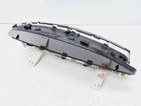 Cuadro de Instrumentos Toyota Yaris 1.4 TD CAT 90CV 66KW
