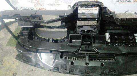 Foto 4ª: Salpicadero Volkswagen Golf HIGHLINE BERLINA 105CV 77KW (2003)