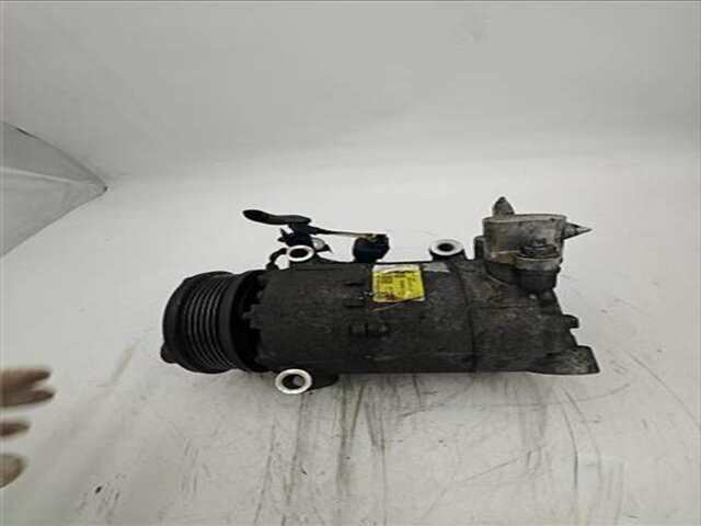 Foto 2ª: Compresor Aire Acondicionado Opel Corsa 1.2 EDITION 2000 [1.2 LTR. - 48 KW 16V CAT (X 12 XE - LW4)] [X12XE]