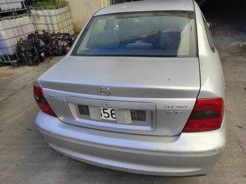 Foto 2ª: Portón Opel Vectra X16XEL BERLINA (2000)