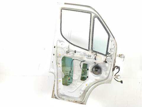 Foto 3ª: Puerta Delantera Izquierda Iveco Daily 33S16 35S16 35C16 FURGON [F1AGL411G] (2014)