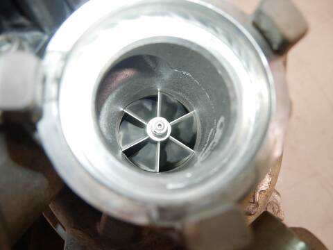 Turbocompresor Volkswagen Golf 310CV 228KW
