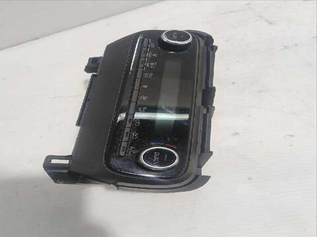 Mando Climatizador Toyota Yaris 1.5 HYBRID MXPH11) 92CV