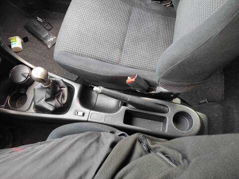 Consola Central Honda Hrv D16W1 GH)