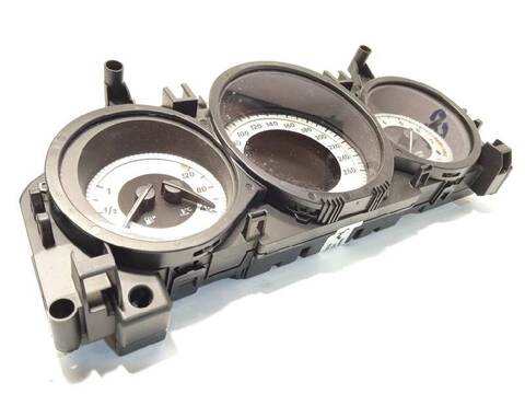 Cuadro de Instrumentos Mercedes Clase C 160 C 180 CGI BLUEEFFICIENCY 204.031) 156CV 115KW