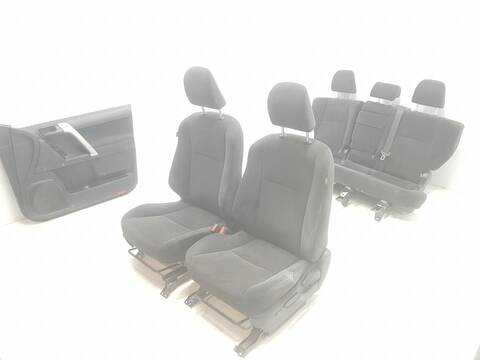 Foto 2ª: Juego Asientos Completos Toyota Land Cruiser 2.8 TD 177CV 83KW [1GDFTV] (2017)