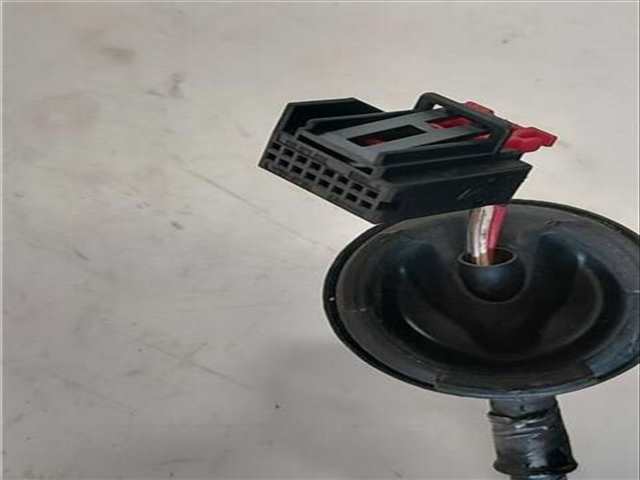 Foto 3ª: Retrovisor Derecho Audi A6 2.0 TDI AVANT 140CV 103KW [BRE] (2007)