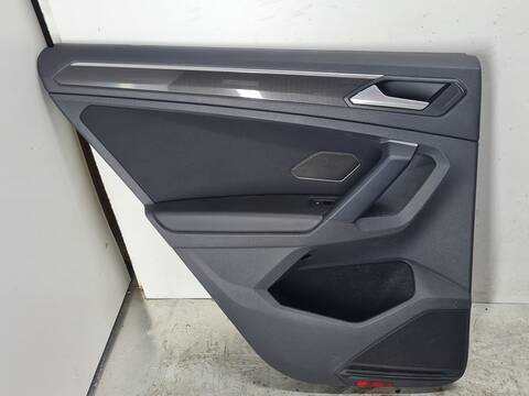 Tapizados Cartoneras Volkswagen Tiguan SPORT BMT 150CV 110KW