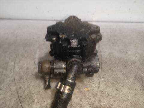 Foto 2ª: Bomba Servodireccion Bmw Serie 1 114 204D4 BERLINA (2005)