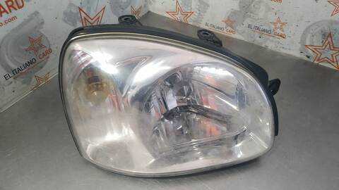 Faro Derecho Hyundai Santa Fe 2.0 GLS CRDI 4X4 113CV 83KW