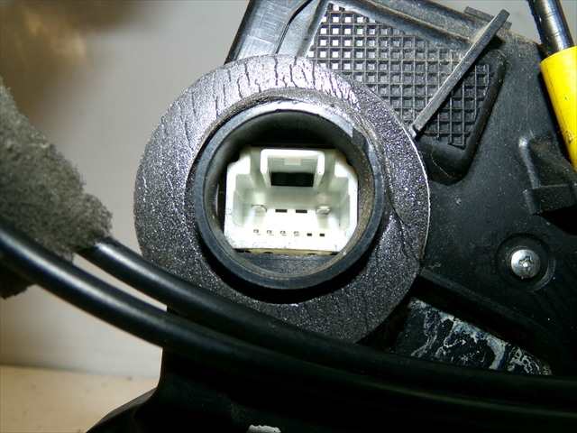 Foto 4ª: Cerradura Puerta Delantera Izquierda Toyota Corolla 2.2 D 2004-2009 (2007)