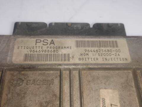 Centralita Motor ECU Peugeot 206 KFW