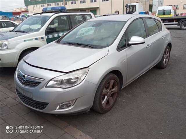 Capot Opel Astra 1.7 CDTI