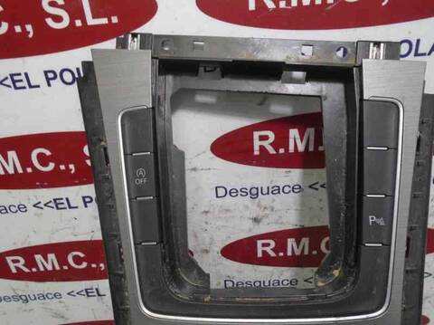 Foto 2ª: Consola Central Volkswagen Golf 1.6 TDI DPF 105CV 77KW [CLH] (2014)