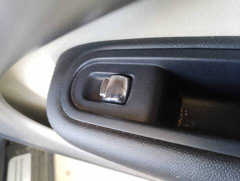 Foto 4ª: Botonera Elevalunas Bmw Mini COOPER D 112CV 82KW [N47C20A] (2014)