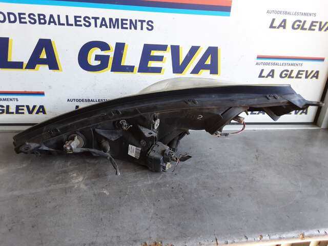 Foto 3ª: Faro Derecho Toyota Celica 1.8 16V 143CV 0CV [1ZZ-FE] (2001)