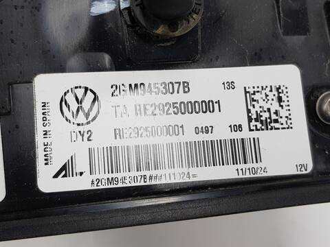 Foto 2ª: Piloto Trasero Central Volkswagen T-Cross VERSION INDEFINIDA (2024)