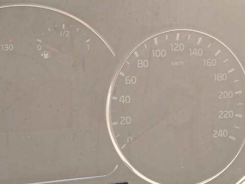 Foto 4ª: Cuadro de Instrumentos Kia Carens 1.7 CRDI 116CV 85KW [D4FD] (2018)