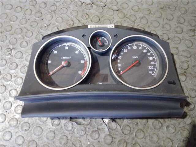 Cuadro de Instrumentos Opel Astra 1.7 CDTI