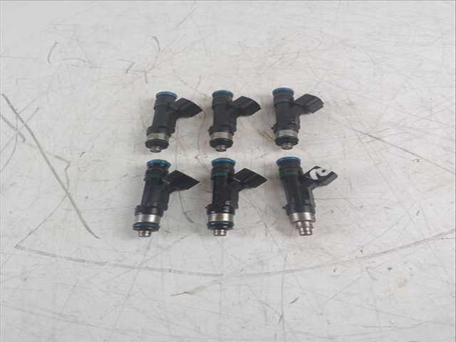 Foto 2ª: Inyectores Jeep Wrangler 199 - 208 CV [EGT] (2007)