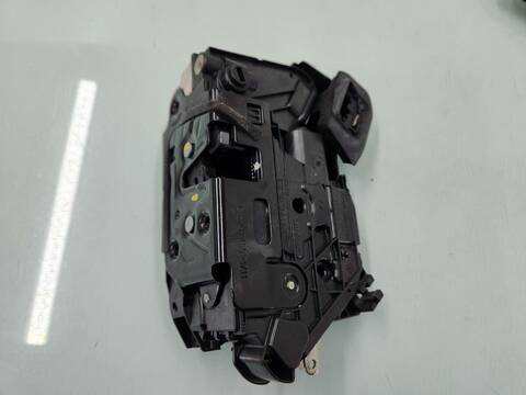 Foto 3ª: Cerradura Puerta Trasera Izquierda Volkswagen Polo ADVANCE 90CV 66KW [CAYB] (2011)
