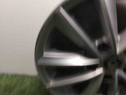 Foto 2ª: LLanta Chapa Renault Megane 1.2 TCE 130 B9MR) HATCHBACK 130CV 97KW IV HATCHBACK B9A/M/N_) [H5F 408]