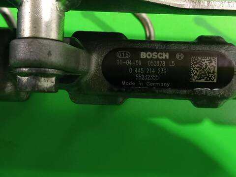 Foto 2ª: Rampa Inyectora Fiat Punto 1.3 16V JTD CAT 75CV [D/ 199A9000] (2009)