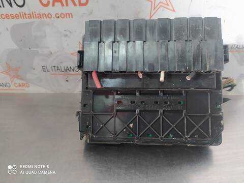 Foto 4ª: Caja Reles Fusibles Citroen Berlingo XTR 1 6 HDI 92 90CV 66KW [9HX] (2007)