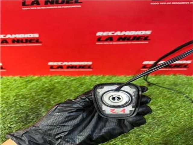 Foto 4ª: Antena Renault Master L2H2 HKA 3 5TDCI DIESEL CAT 150CV 110KW FURGON [M9T 716] (2021)