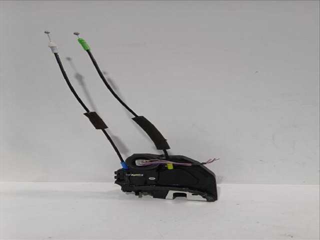 Foto 3ª: Cerradura Puerta Trasera Derecha Toyota Corolla 1.8 VVTI HYBRID ZWE219) 140CV [2ZR-FXE] (2018)