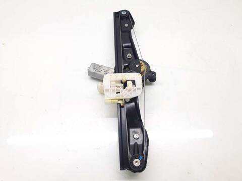 Foto 3ª: Elevalunas Manual Trasero Derecho Bmw Serie 3 315 320D XDRIVE 184CV 135KW [N47D20C] (2012)