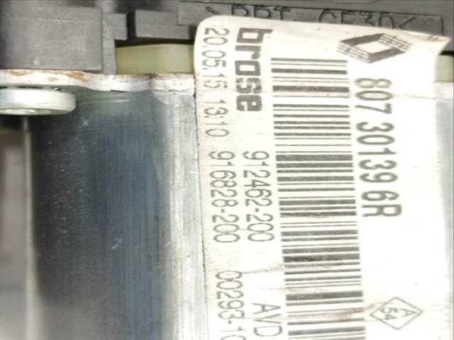Foto 2ª: Elevalunas Eléctrico Delantero Izquierdo Renault Megane 1.2 16V BERLINA 116CV 85KW III BERLINA 5 P [H5F A4] (2015)