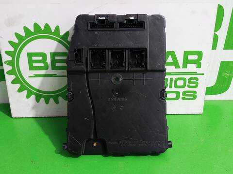 Caja Reles Fusibles Renault Scenic 1.6 16V 113CV