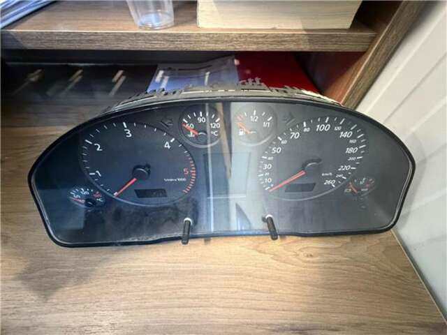 Cuadro de Instrumentos Audi A6 2.5 TDI QUATTRO [2.5 LTR. - 110 KW V6 24V TDI]