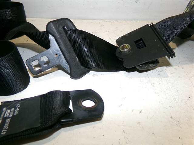 Foto 3ª: Cinturón Delantero Derecho Mercedes Clase ML 320 3.2 G W163 1998-2005 [112942] (2001)