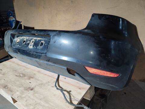 Paragolpes Trasero Volkswagen Golf VERSION INDEFINIDA