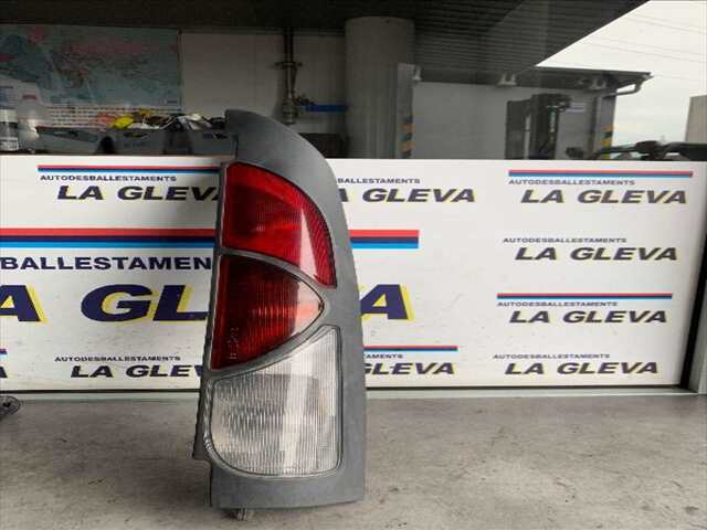 Piloto Trasero Derecho Renault Kangoo 1.9 DIESEL