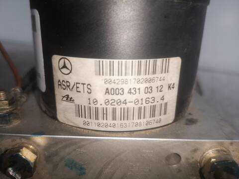 Foto 2ª: Abs Mercedes Clase CLK 200 2.0 G 163CV 120KW BM 208) COUPE 111945 (1998)