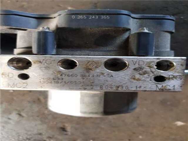 Foto 2ª: Abs Renault Clio 1.5 BUSINESS [1.5 LTR. - 66 KW DCI DIESEL FAP] [K9K B6]