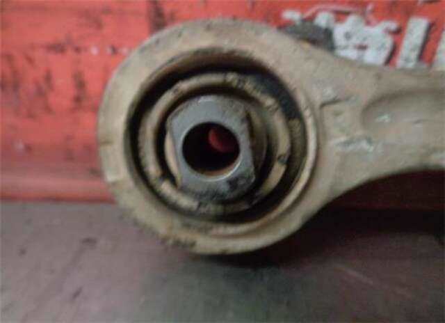 Brazo Suspension Delantero Derecho Audi A4 2.0 20V CAT (131CV)
