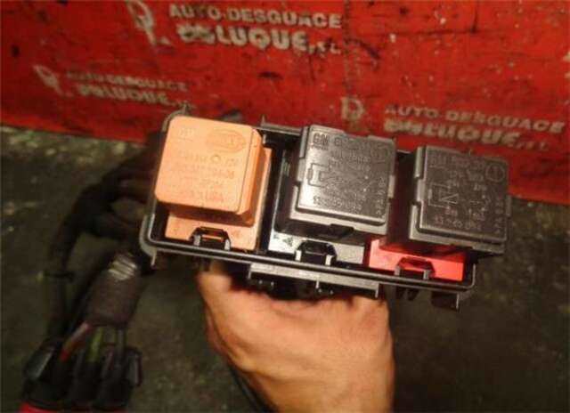 Foto 2ª: Caja Reles Fusibles Opel Insignia 2.0 CDTI [A 20 DTH]