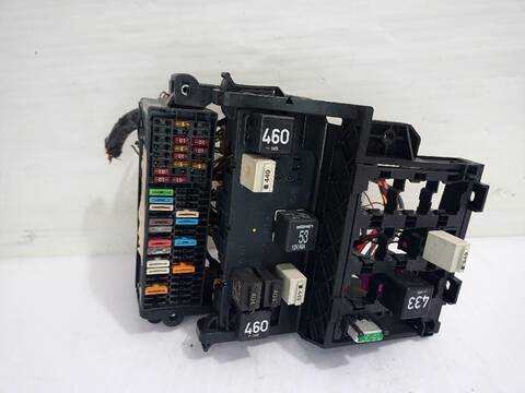 Foto 3ª: Caja Reles Fusibles Seat Toledo EXCLUSIVE 140CV [BKD] (2004)