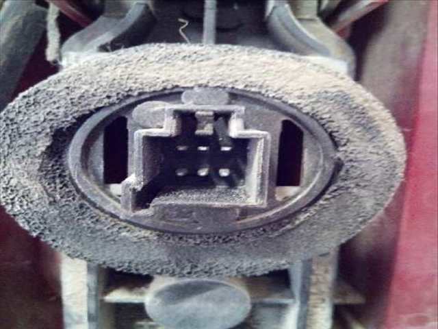 Foto 4ª: Piloto Portón Izquierdo Ford Focus BERLINA 75CV 55KW (1998)